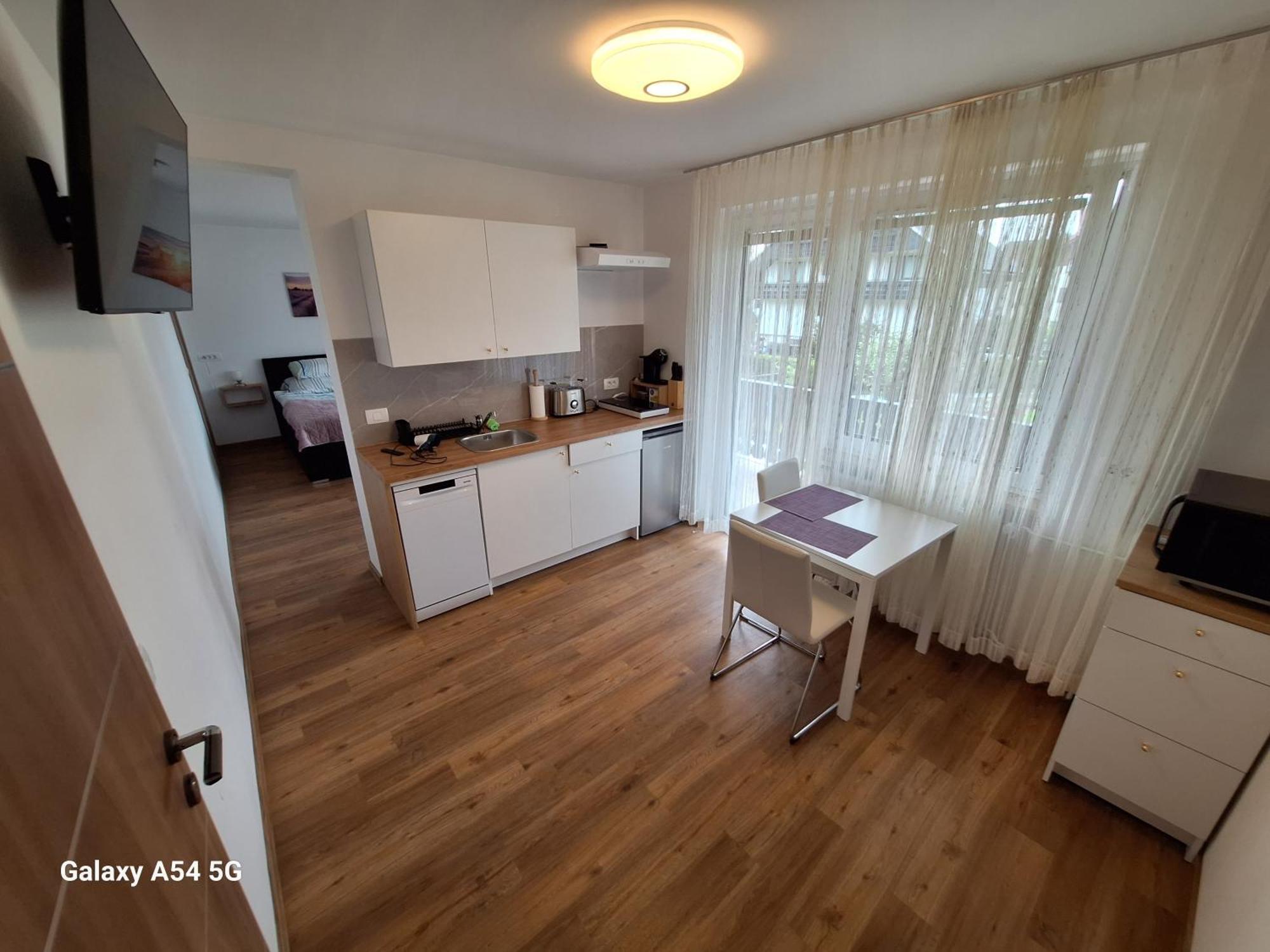 Petek Apartment