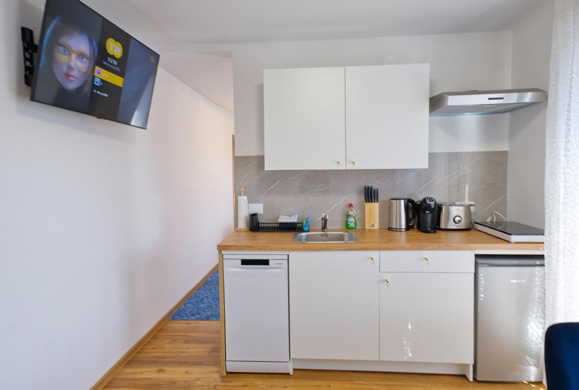 Petek Apartman *